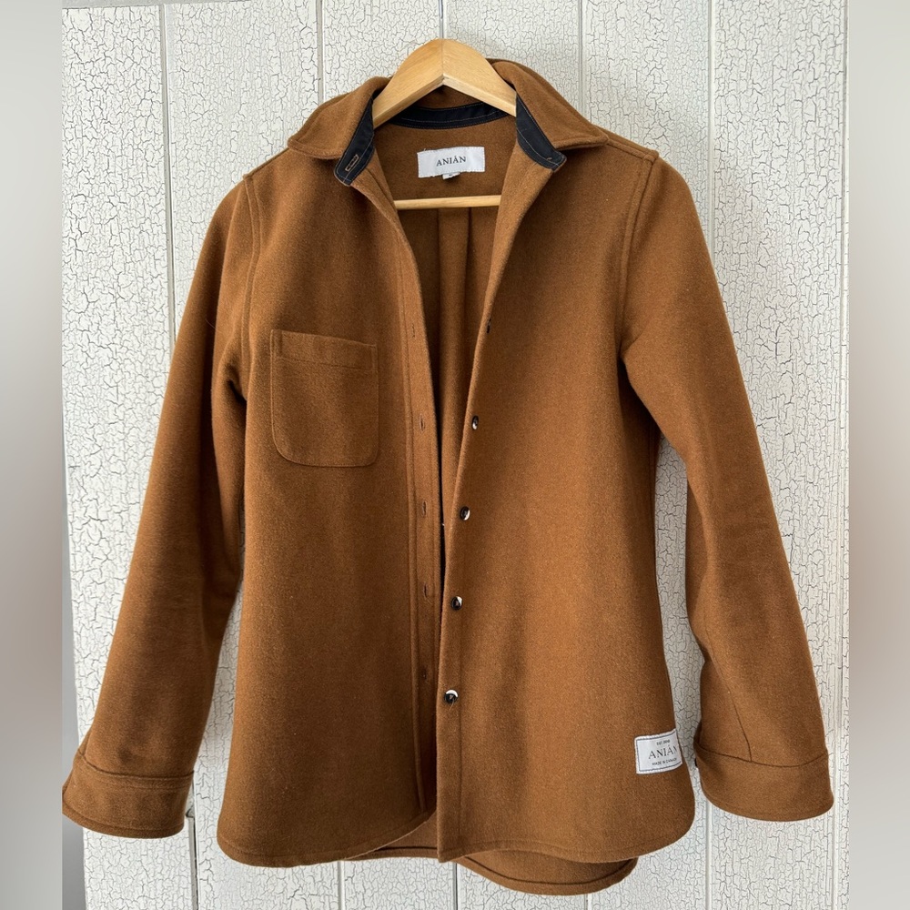 Anian caramel brown wool shit (S)